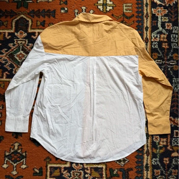 Abercrombie and Fitch Oversized Color-Block Button Down - Picture 5 of 5